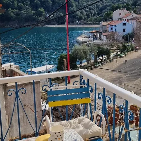 Sea La Vie *